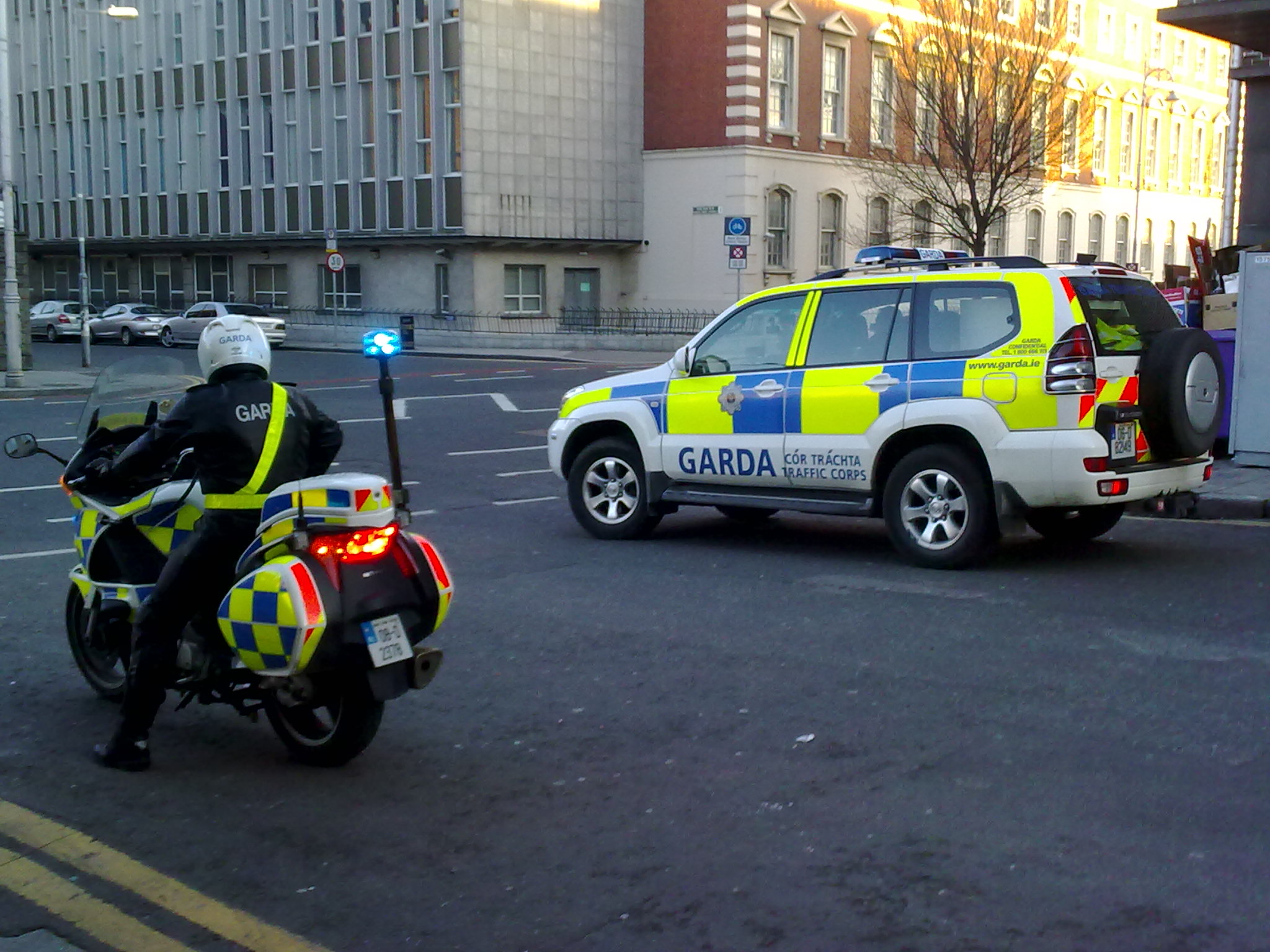 Dáil Debate: 317 outstanding compensation claims by members of an Garda Síochána for injuries received in the line of duty